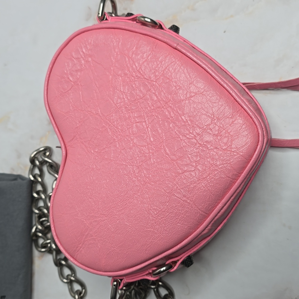 BALENCIAGA Le Cagole Heart Mini Studded Crinkled-leather pink Valentine'… - Picture 6 of 17